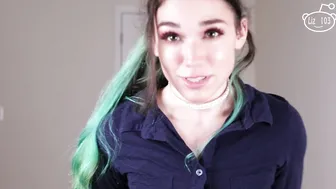 Lily Lou excellent body gives pussy