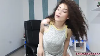 laurenn_connor cute confused lustfully communicates in fries