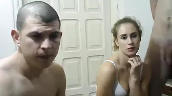 anais_christian busty chick shows her charms