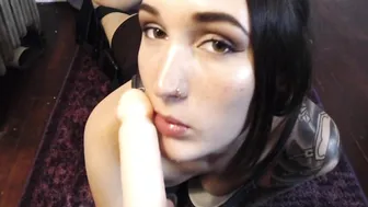 Natasha Grey busty babe twirls big ass