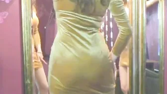 chiceva busty bitch cums