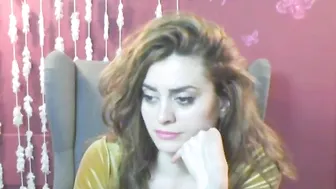 chiceva busty bitch cums