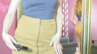 chiceva jerking on the bed