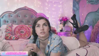 chroniclove prefers rubber toys