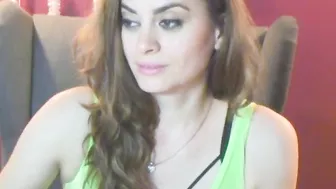 chiceva amazing skin fucks the pussy