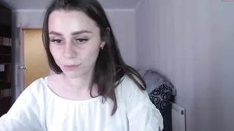 pretty_mollly likes to mess with toys