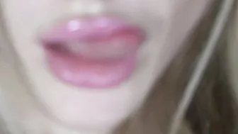 [PatriciaGoddess.com] Patricia91 pulls hand clit