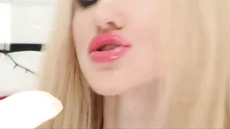 [PatriciaGoddess.com] Patricia91 sexy mare fingering ass