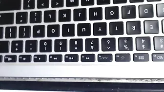cherrykuchixx thick mare fucks both holes