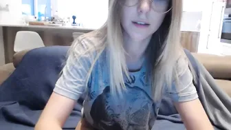 cassy_cum beautiful ballerina erotically undressed