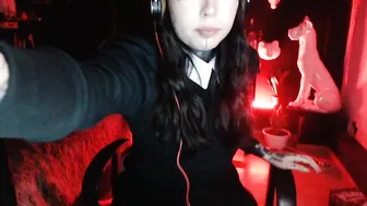 caroline_x_princess pretty bitch strips down to her panties