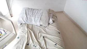 khatalleya pretty hottie fucks herself