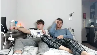 brokestraightjames Hot couple