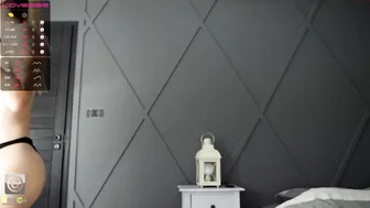 bunnyblondy gorgeous beast jumping on a dildo