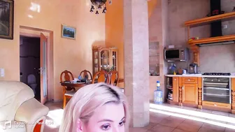 britanny_b elegant slut caresses shaved pussy