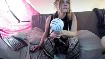 boulderpnp420o crazy girl jerks off the anus in old age