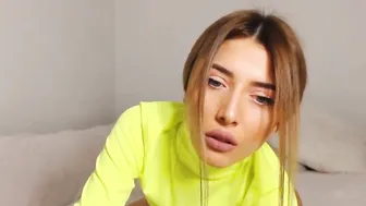 bonnbon__ hot bitch punches holes with fingers