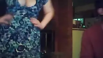 dianarchist gorgeous slut gives big boobs