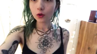 lilkittenluna ESSSSCADA red