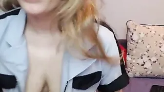 onegoodbitch cam girl masturbates shaved vagina