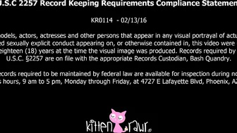 kittenrawr playing with her big tits