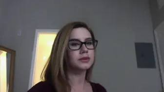 Chloe Lamb lustful female passionately fucks her cunt