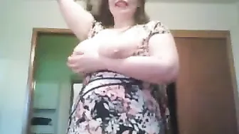 dianarchist cute slut fucks vaginal opening