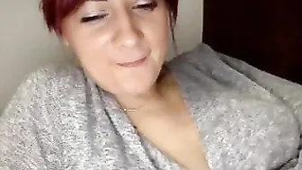 giuliaaaa amazing bitch fucks juicy holes