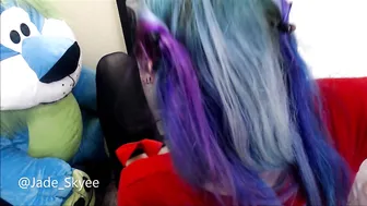 JadeSkye thin skin sucks rubber dick