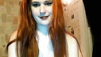 florabathory blonde babe bares her tits