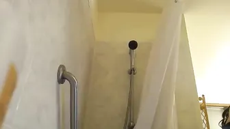 dianarchist imposing slut stiffens her cunt tight