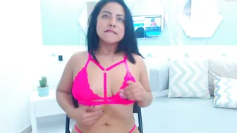 gina_blowjob teen slut fingers pussy