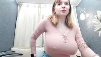 blondiebetsy bitch with huge booty caresses hairy cunt