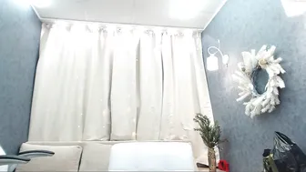 blondiebetsy busty blonde shows off snatch