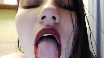 carolinajoy masturbating and playing with her pussy