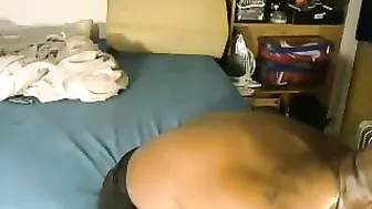 bobbiebone delightful beauty fucks a shaved vagina