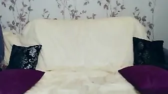 blondpamell slim mulatto dancing erotic dance