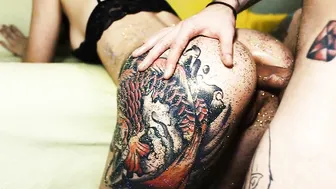 Kate Koss whore babe masturbates pussy