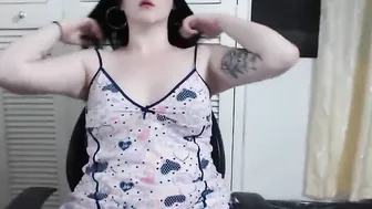 lady_studio busty slut fucking vagina with phallus