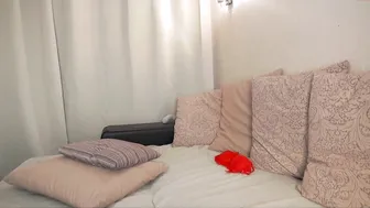 coverm young chicks dance striptease