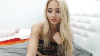 daisyd Impressive chick