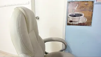 dairadairy beautiful maid masturbating cunt