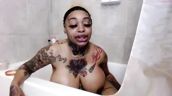 creamyexotica vicious girl relish fingers with herself