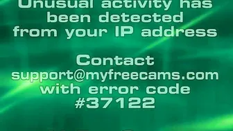 daisyd hot bitch punches holes with fingers