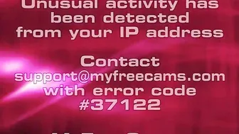 daisyd hot bitch punches holes with fingers