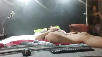 couplelyon busty blonde masturbating with sex toys