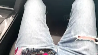 Candy Kitty  hot lady passionately pulls pussy