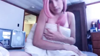 annabelle bestia the shrewd slut masturbates pussy with a phallus