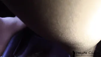 dakotacharmsxxx pretty chick fucks pussy with phallus