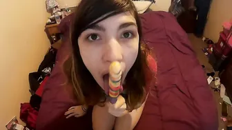 annabelle bestia petite babe gently masturbates cunt